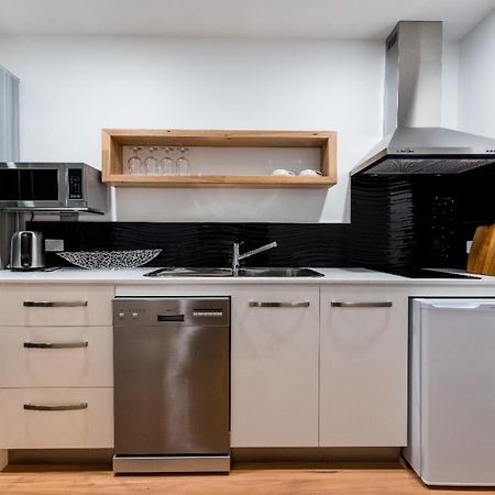 Ulverstone River Edge Holidayapartments الغرفة الصورة